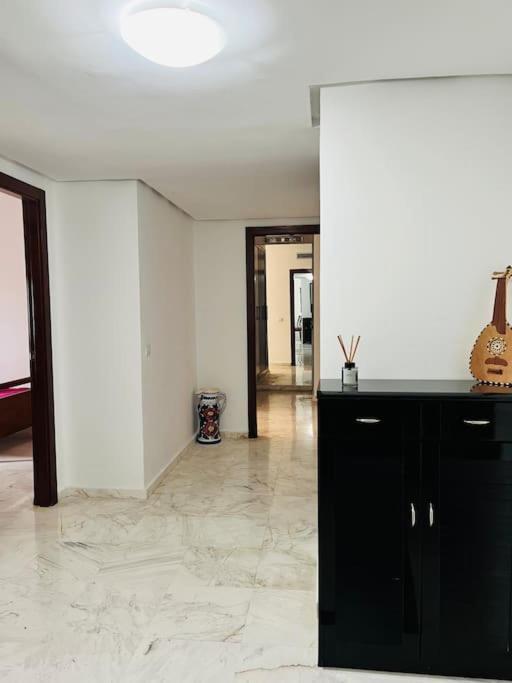 Appartement In The Heart Of Tanger Boulevard Exterior foto